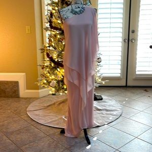 Lauren Ralph Lauren pale pink gown, size 6.